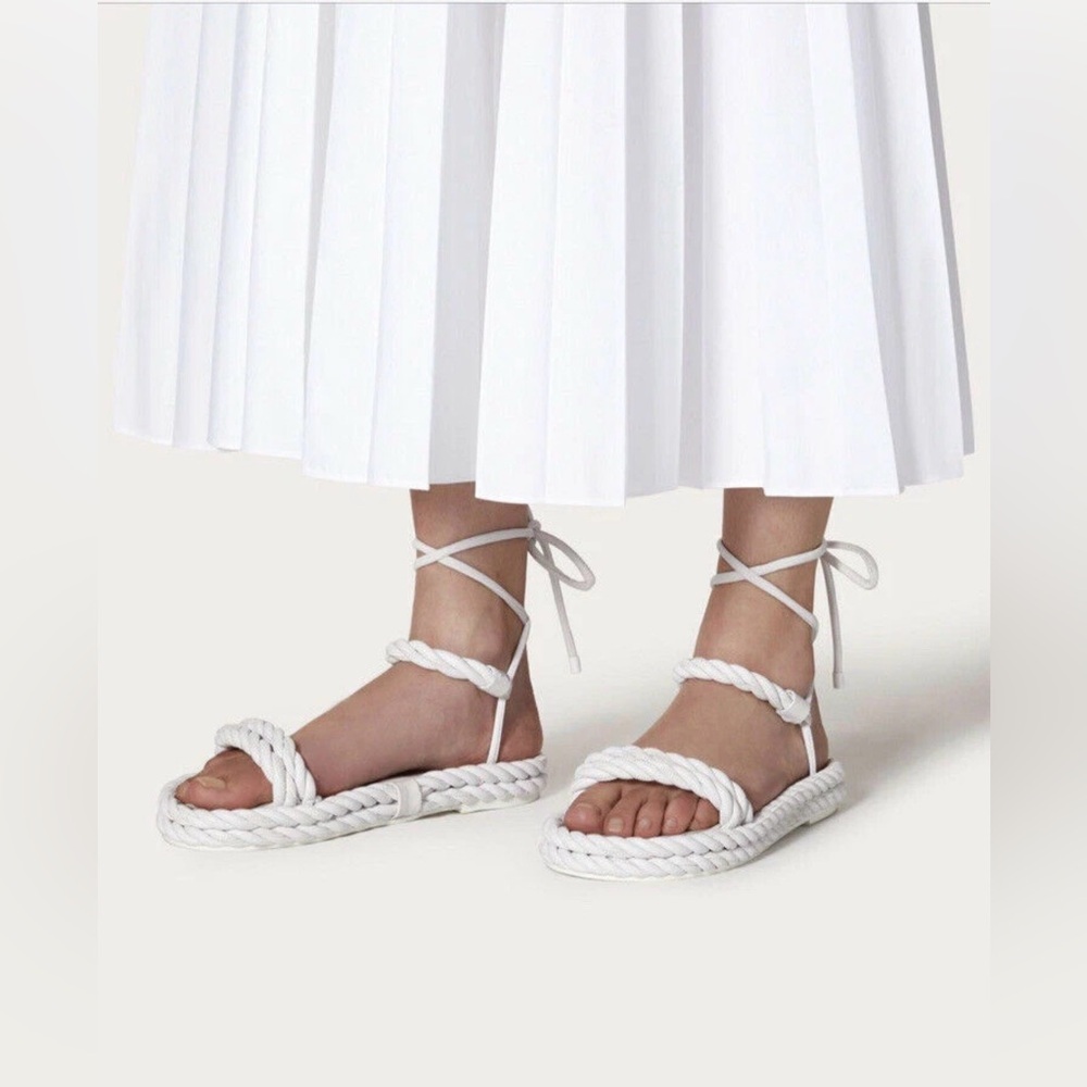 NWT VALENTINO GARAVANI The Rope White Woven Leather Sandals 36